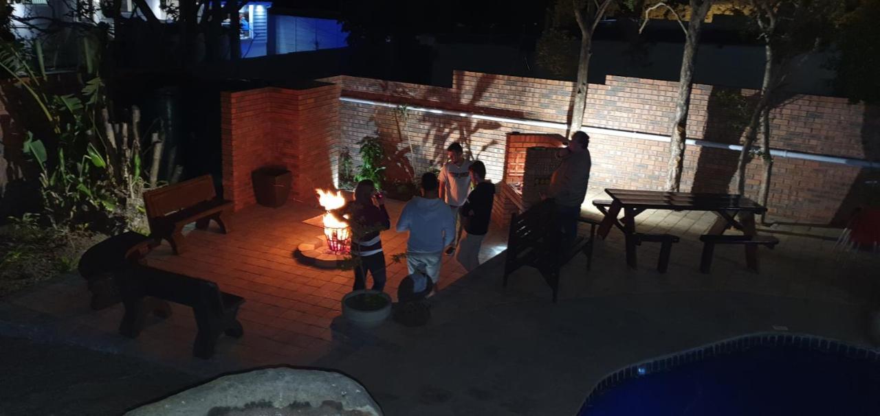 Bon A Vie Self-Catering And B&B Gonubie Full Solar Power, No Load Shedding! Exterior photo